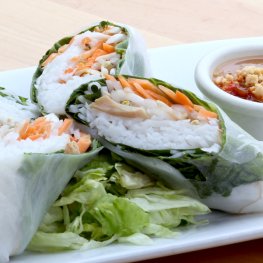 27 Vietnamese Chicken Salad Rolls (2)